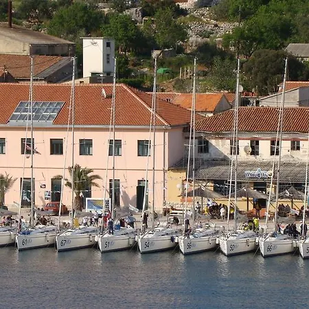 Orlic * Sali